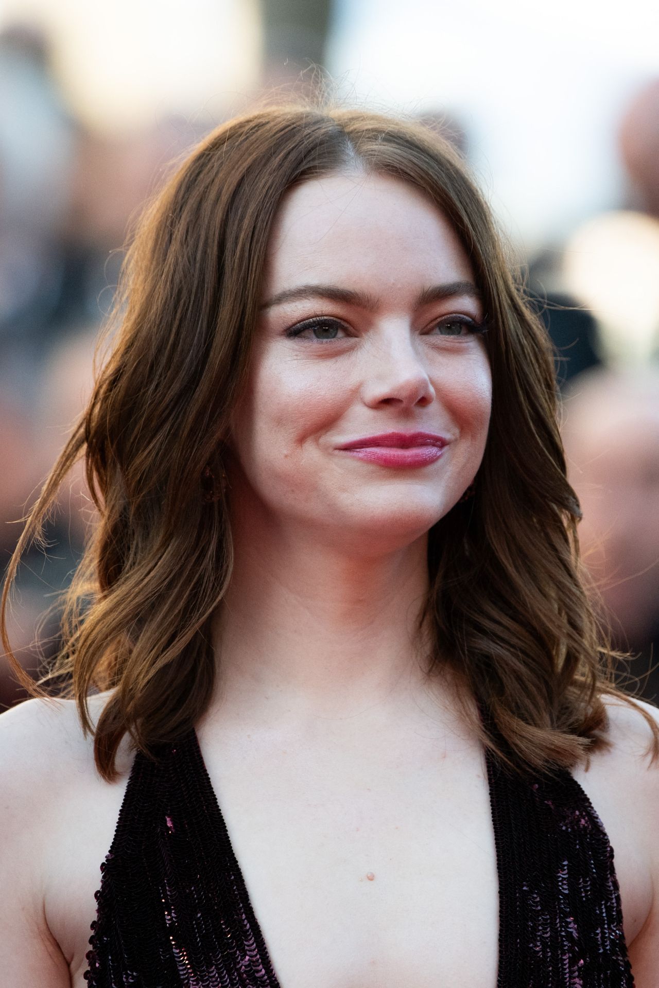 EMMA STONE AT KINDS OF KINDNESS PREMIERE 2024 CANNES FILM FESTIVAL04